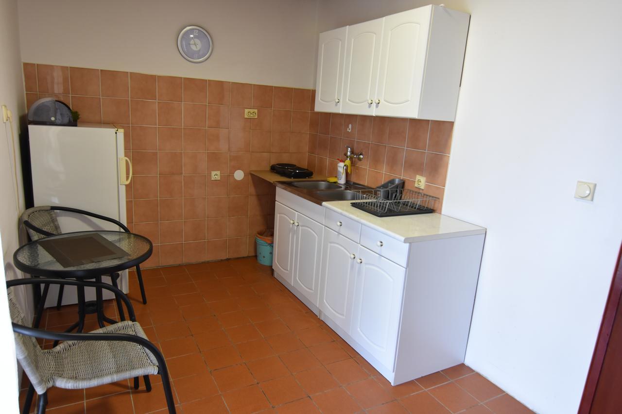 Vuko I Magdalena Midzor Apartment Petrovac Exterior photo
